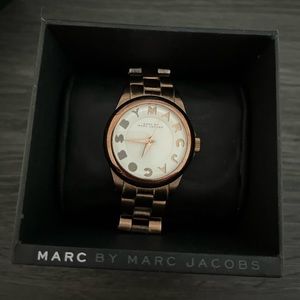 Marc Jacobs rose gold watch